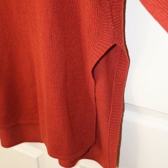 Red/Dark Burnt Orange Sweater - Picture 4 of 4